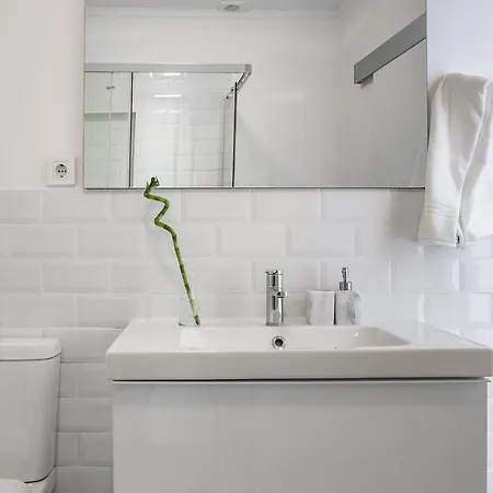 Alfama Chic Rua Dos Remedios *